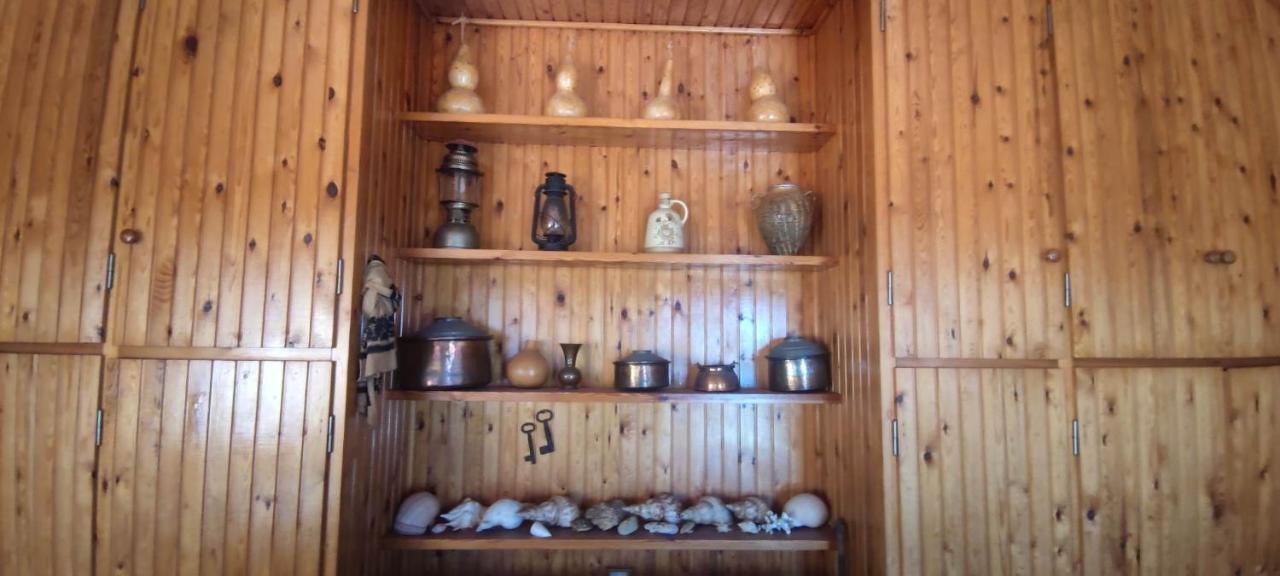 Rising Sun Guesthouse Mesochoria Bagian luar foto