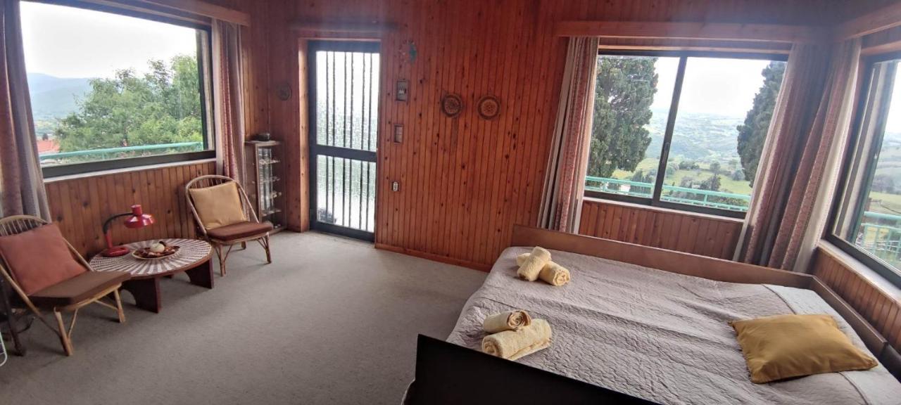 Rising Sun Guesthouse Mesochoria Bagian luar foto